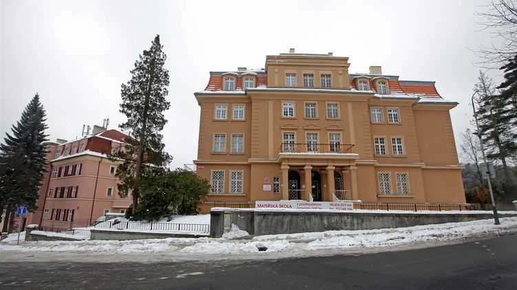 V případě prodeje školky nadále trvají pochybnosti